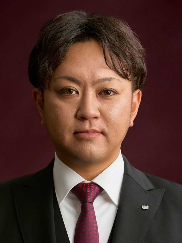 深田　良介